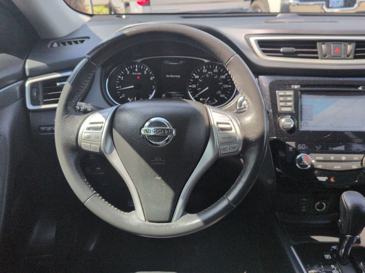 Thumbnail: 2015 Nissan Rogue - 22