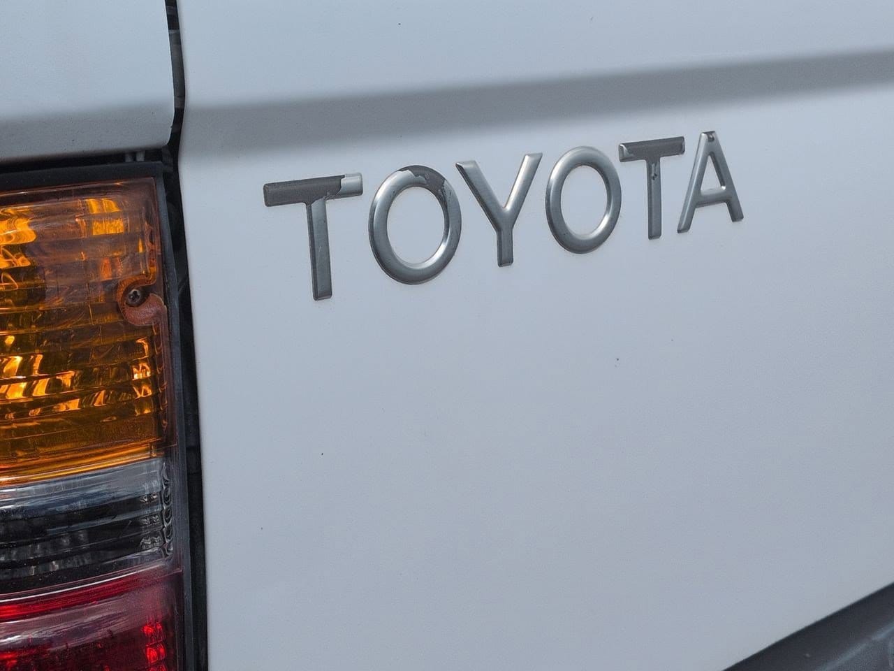 Thumbnail: 2002 Toyota Tacoma - 12