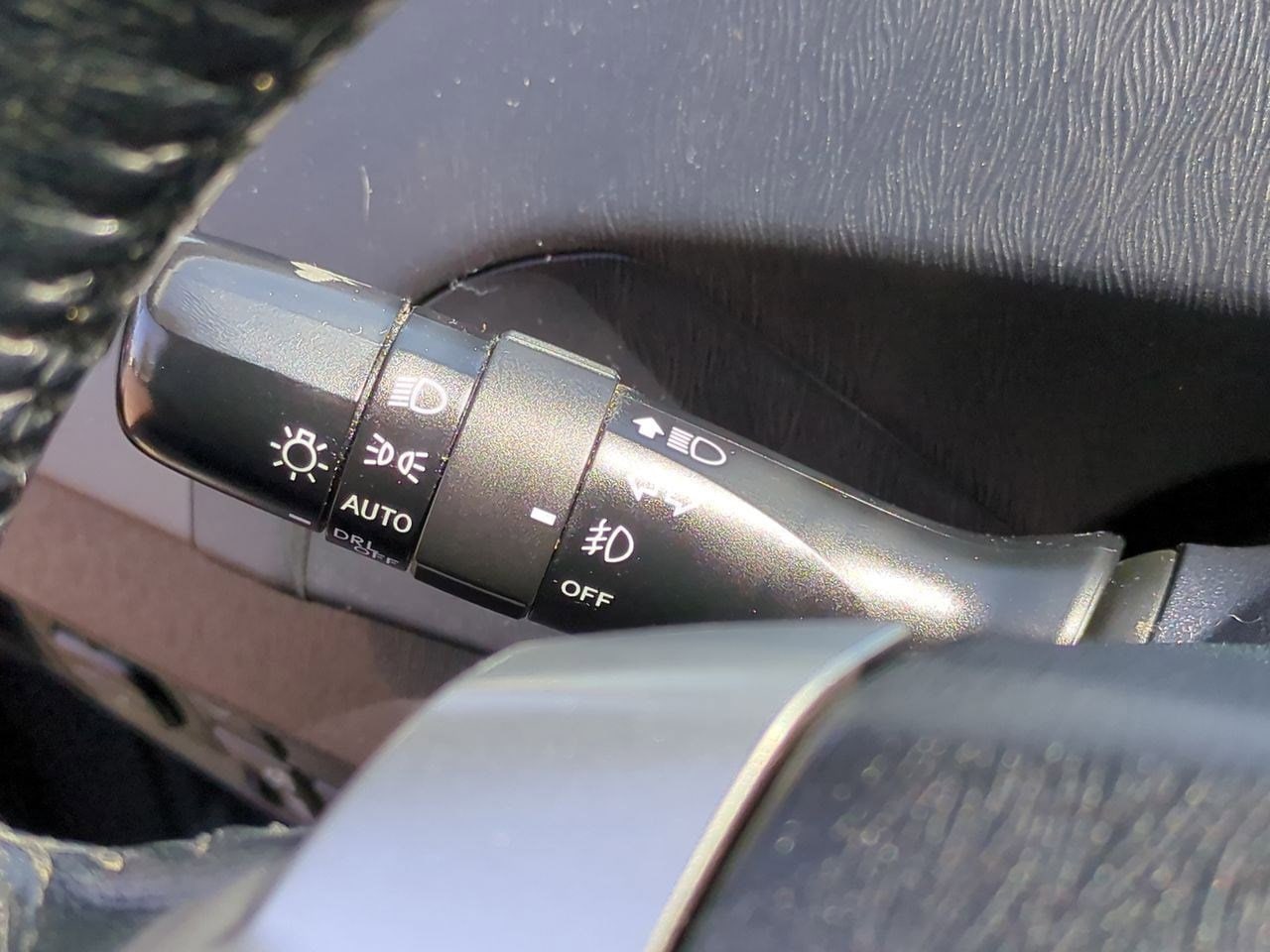 Thumbnail: 2012 Toyota Prius - 27