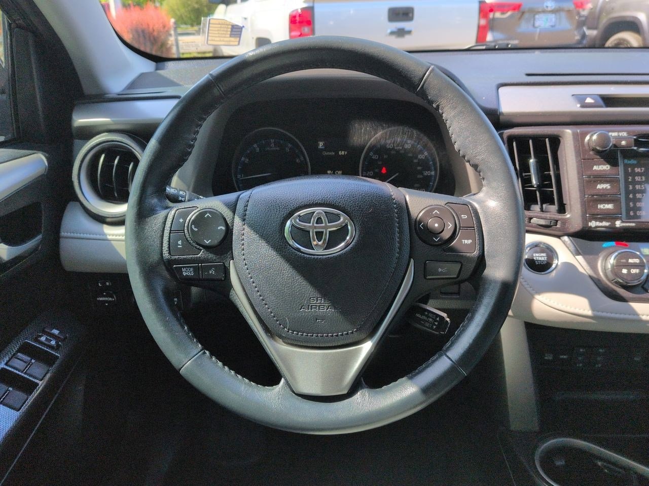 Thumbnail: 2018 Toyota RAV4 - 23