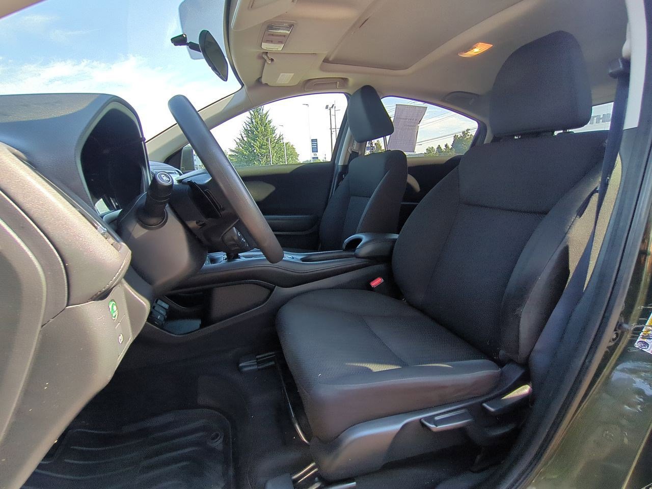 Thumbnail: 2018 Honda HR-V - 24