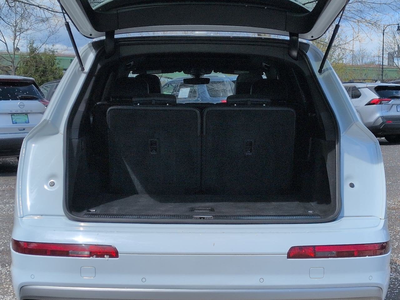 Thumbnail: 2017 Audi Q7 - 36