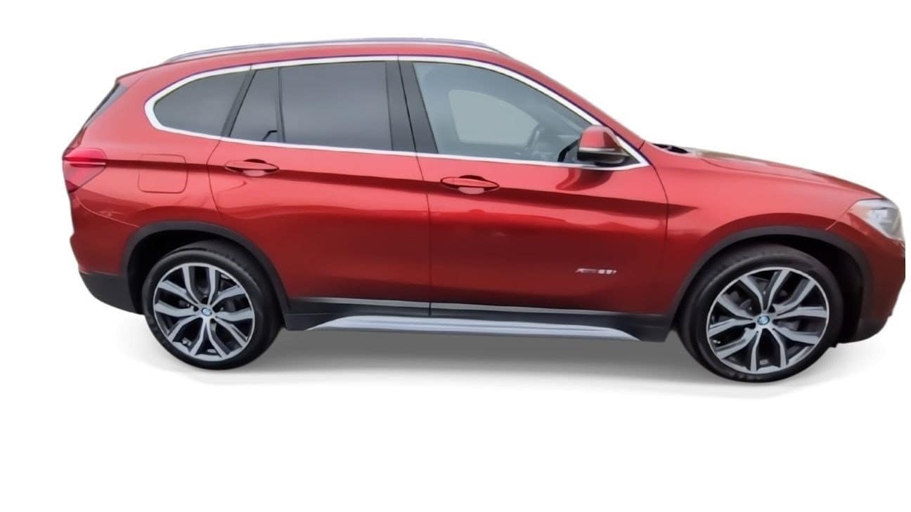 Thumbnail: 2018 BMW X1 - 9