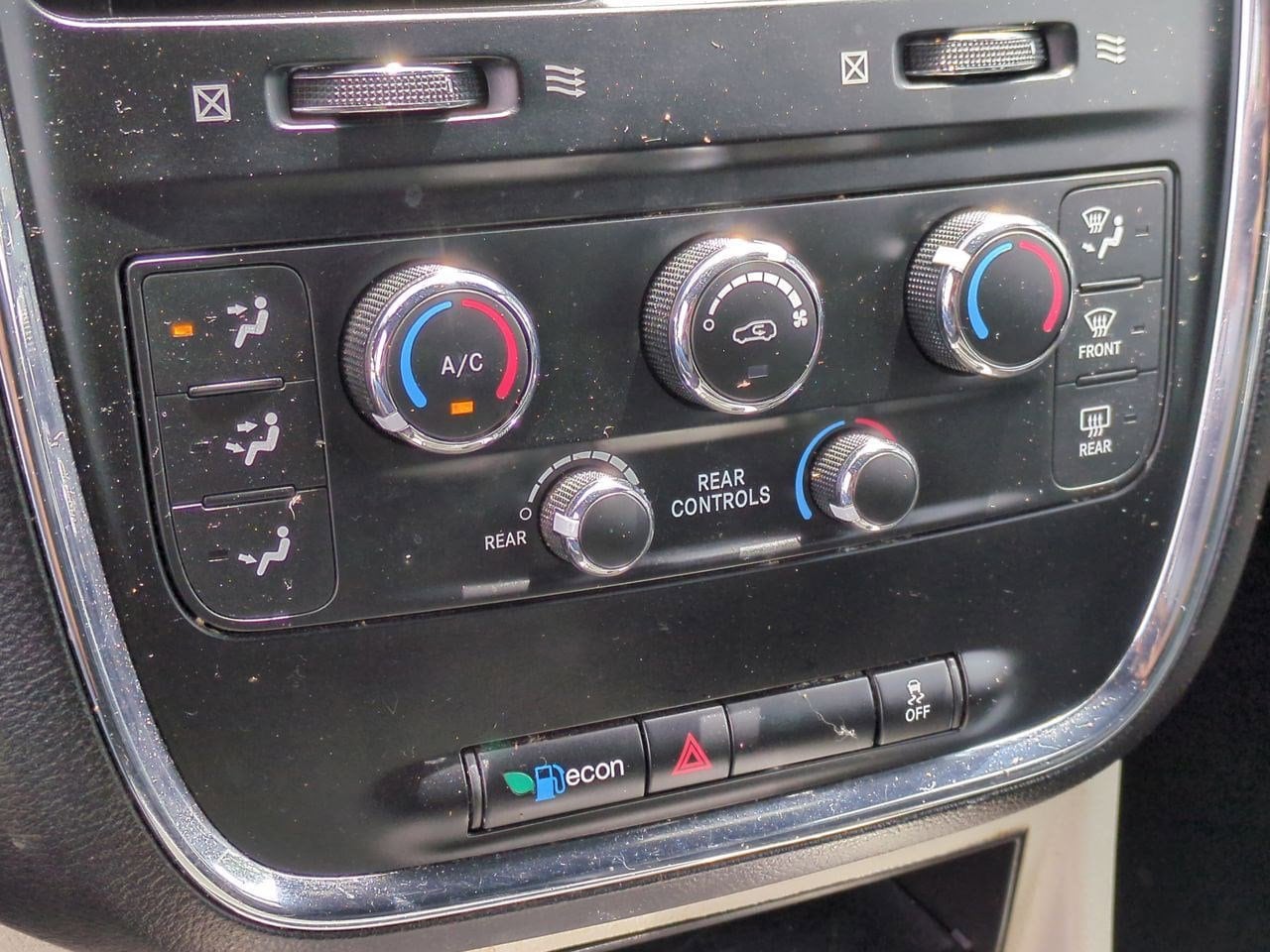 Thumbnail: 2017 Dodge Grand Caravan - 28