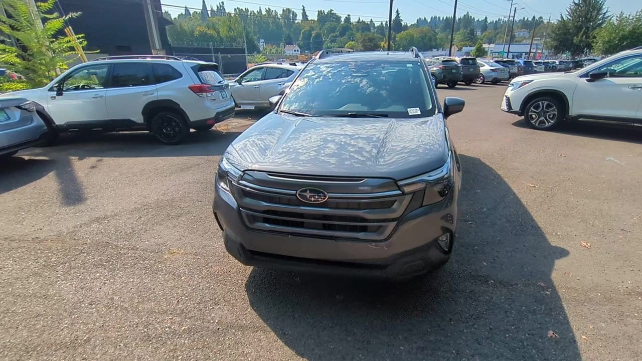 Thumbnail: 2025 Subaru Forester - 3