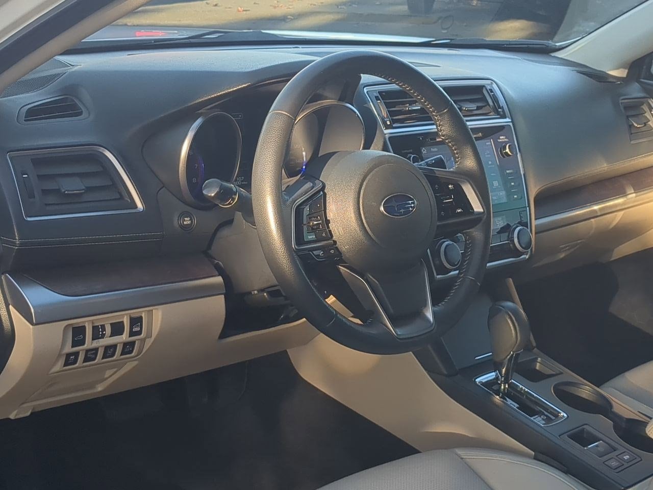 Thumbnail: 2019 Subaru Outback - 10