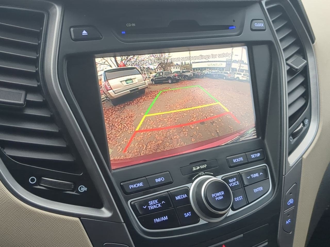 Thumbnail: 2014 Hyundai Santa Fe - 29