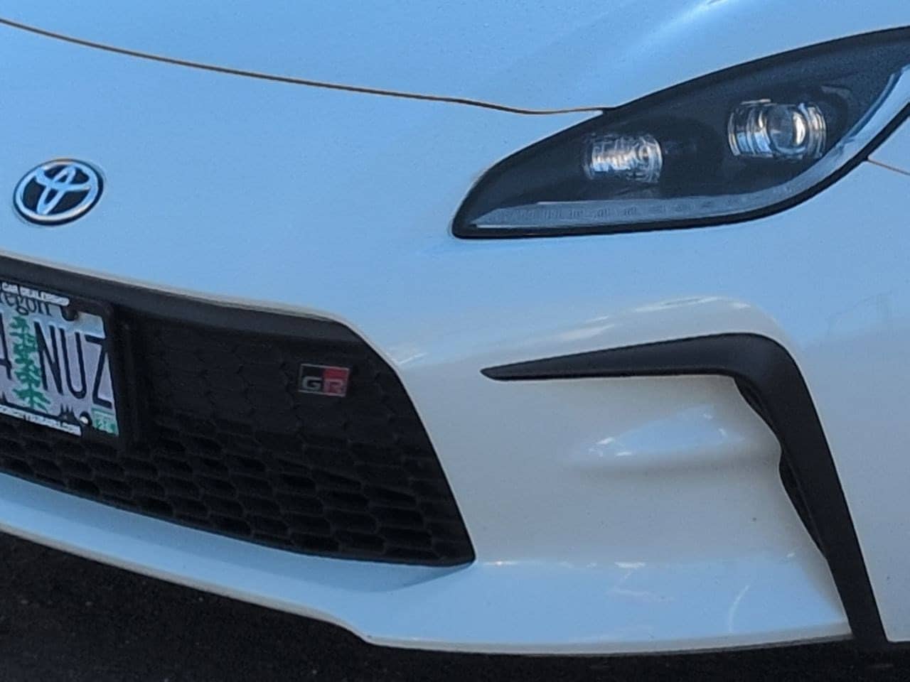 Thumbnail: 2023 Toyota GR86 - 11