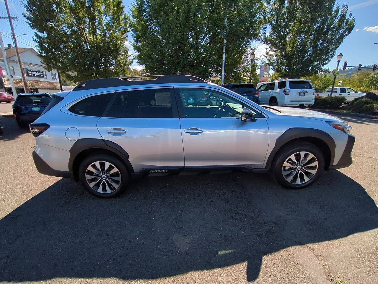 Thumbnail: 2025 Subaru Outback - 15