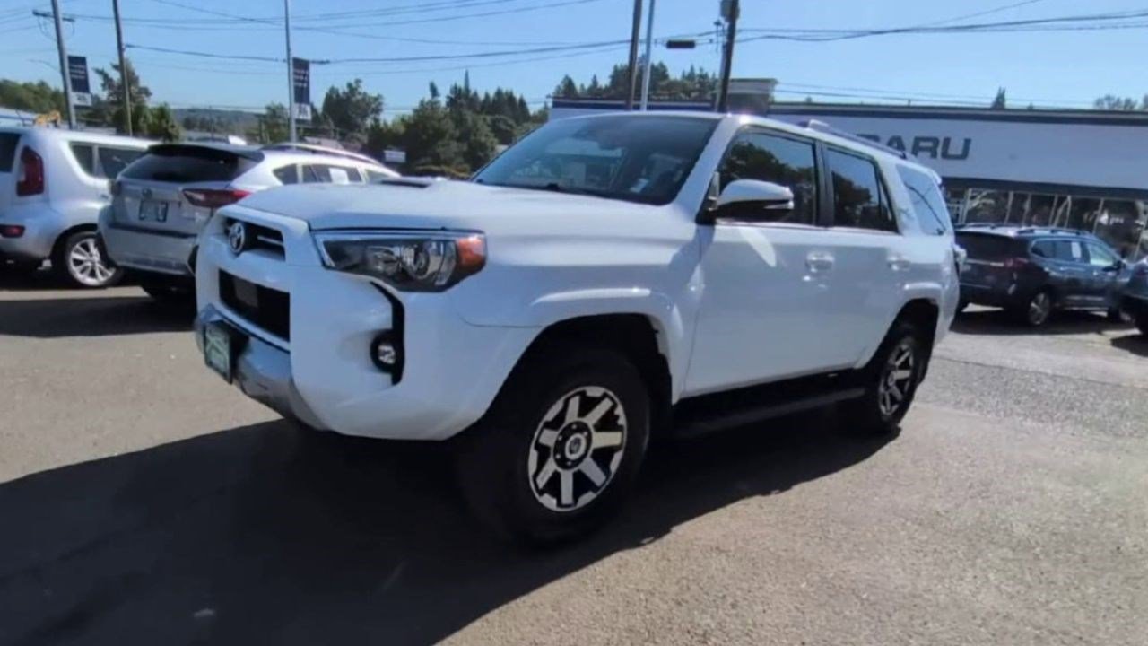 2024 Toyota 4Runner TRD Premium photo 3