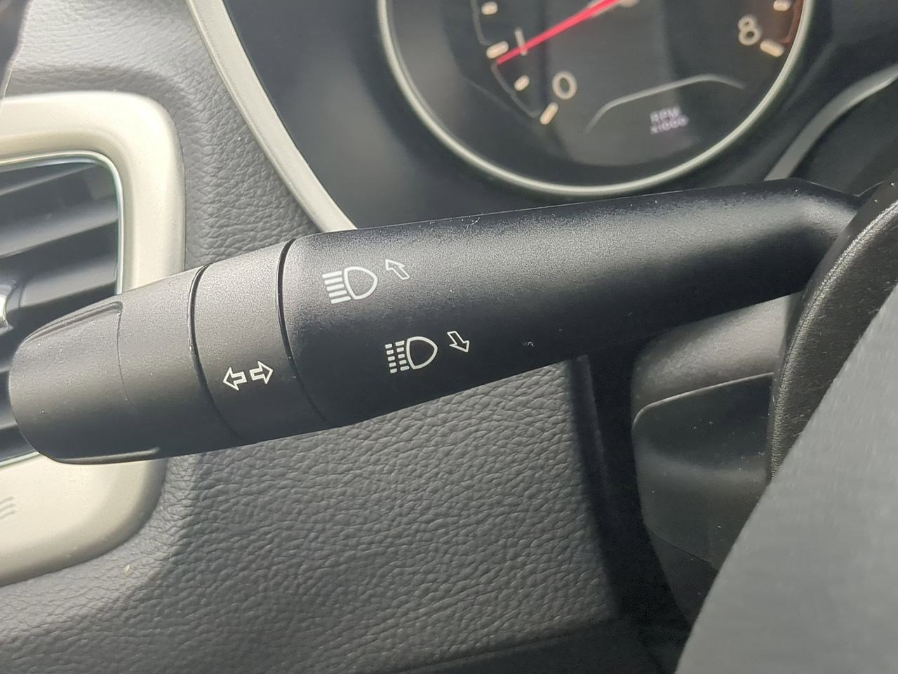 Thumbnail: 2018 Jeep Compass - 27