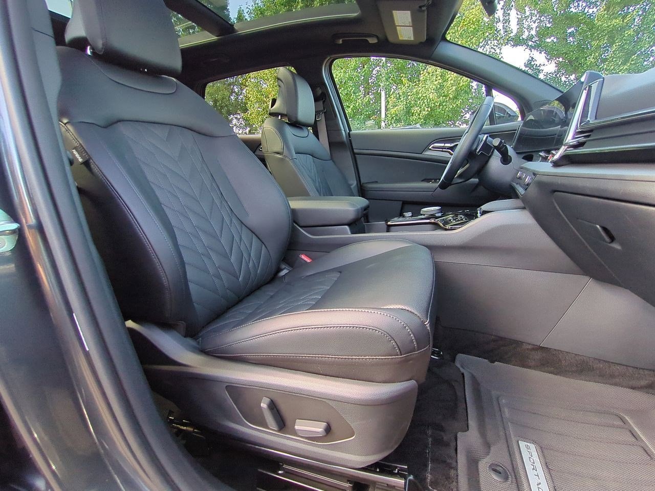 Thumbnail: 2025 Kia Sportage - 31