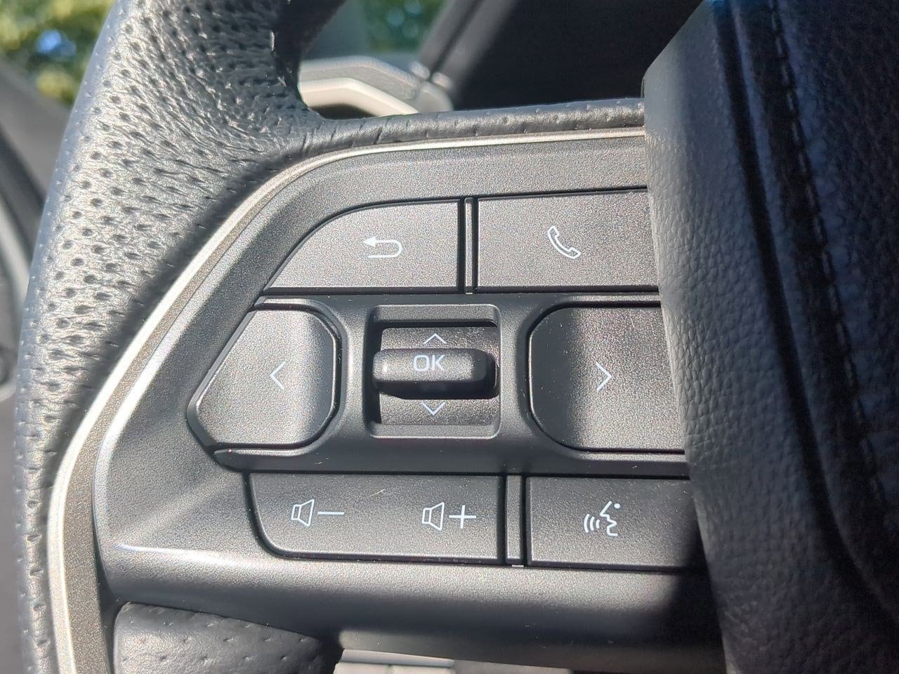 Thumbnail: 2025 Toyota Tacoma - 24