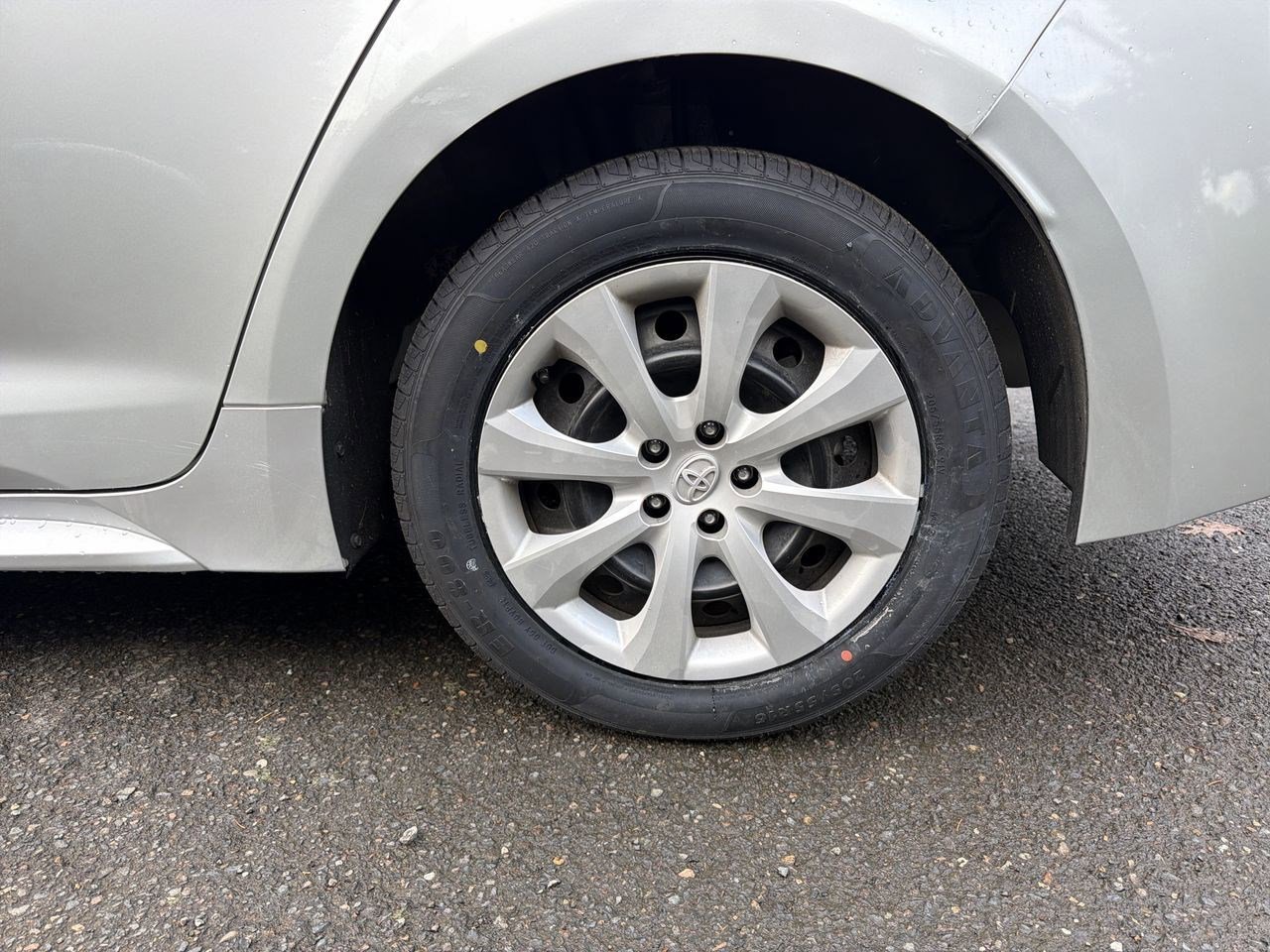 Thumbnail: 2023 Toyota Corolla - 20