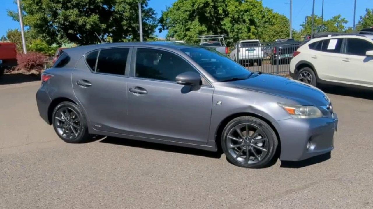 2013 Lexus CT 200h photo 4