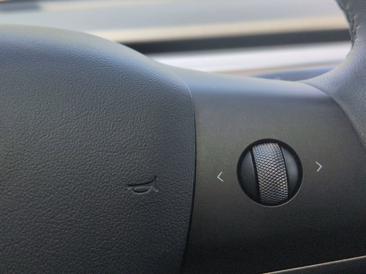 Thumbnail: 2022 Tesla Model Y - 25