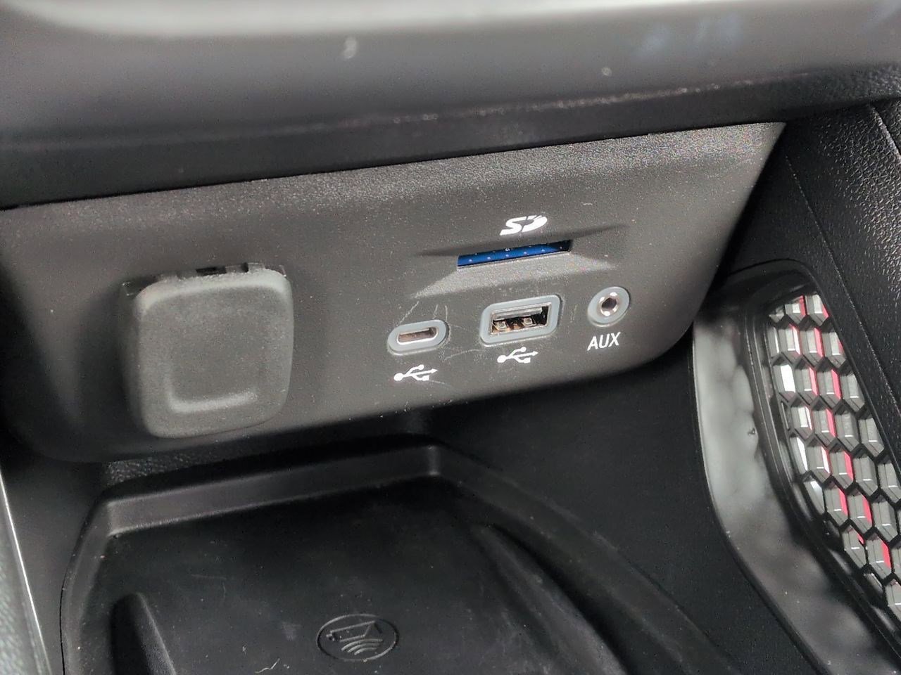 Thumbnail: 2023 Chevrolet TrailBlazer - 34