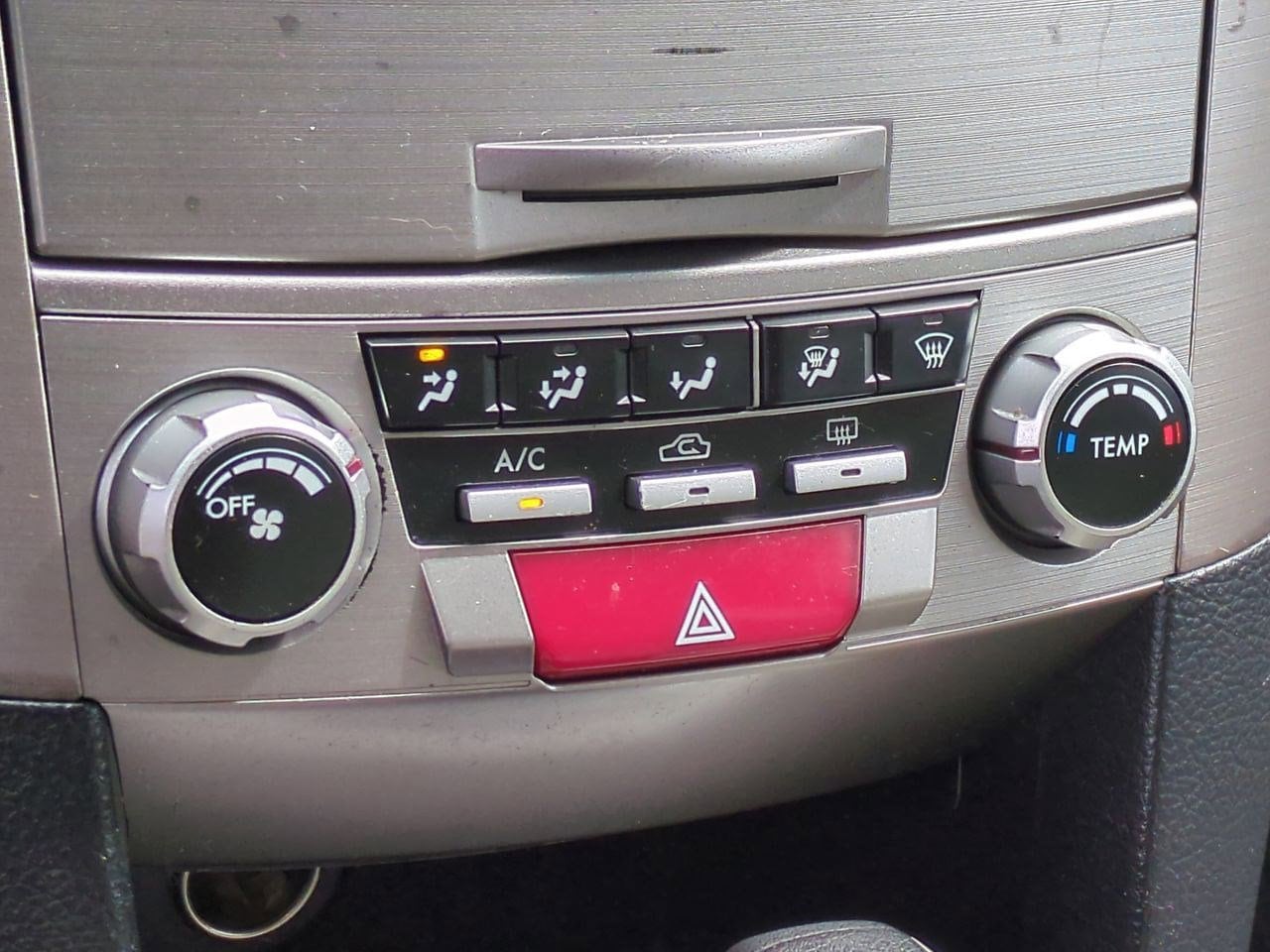 Thumbnail: 2012 Subaru Outback - 29