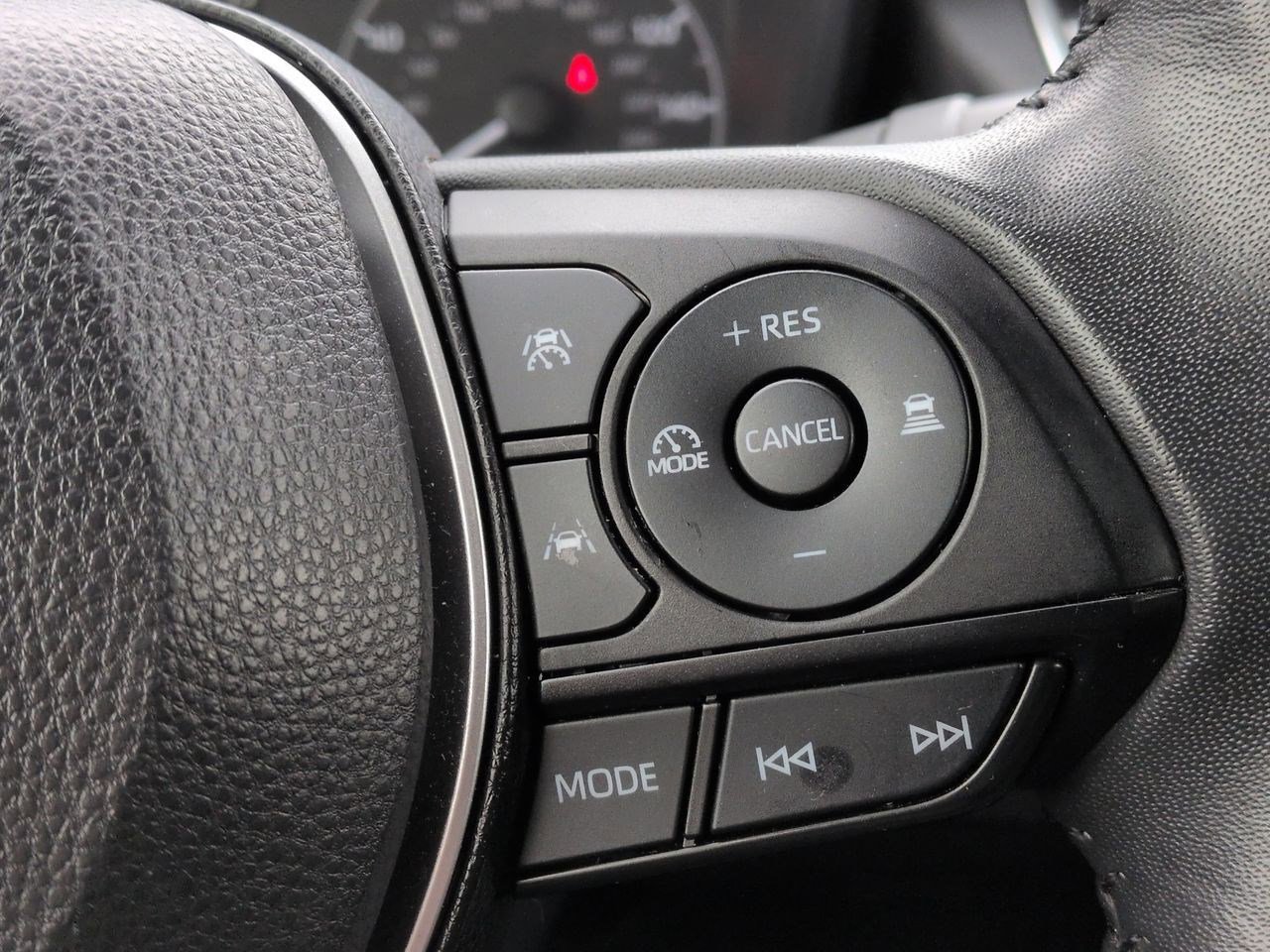 Thumbnail: 2023 Toyota Corolla - 25