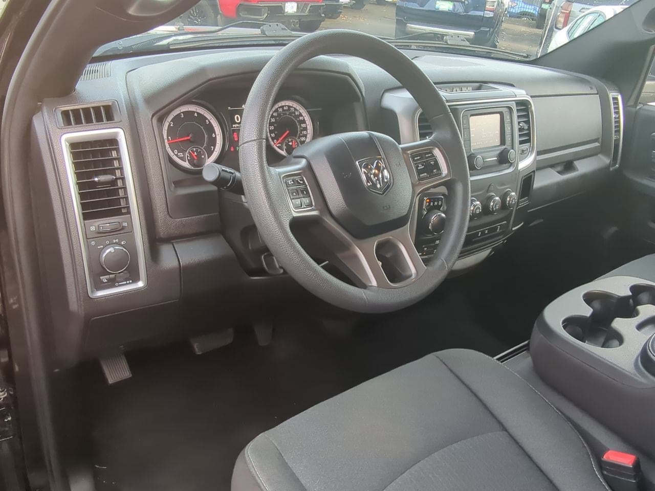 Thumbnail: 2024 RAM 1500 Classic - 10