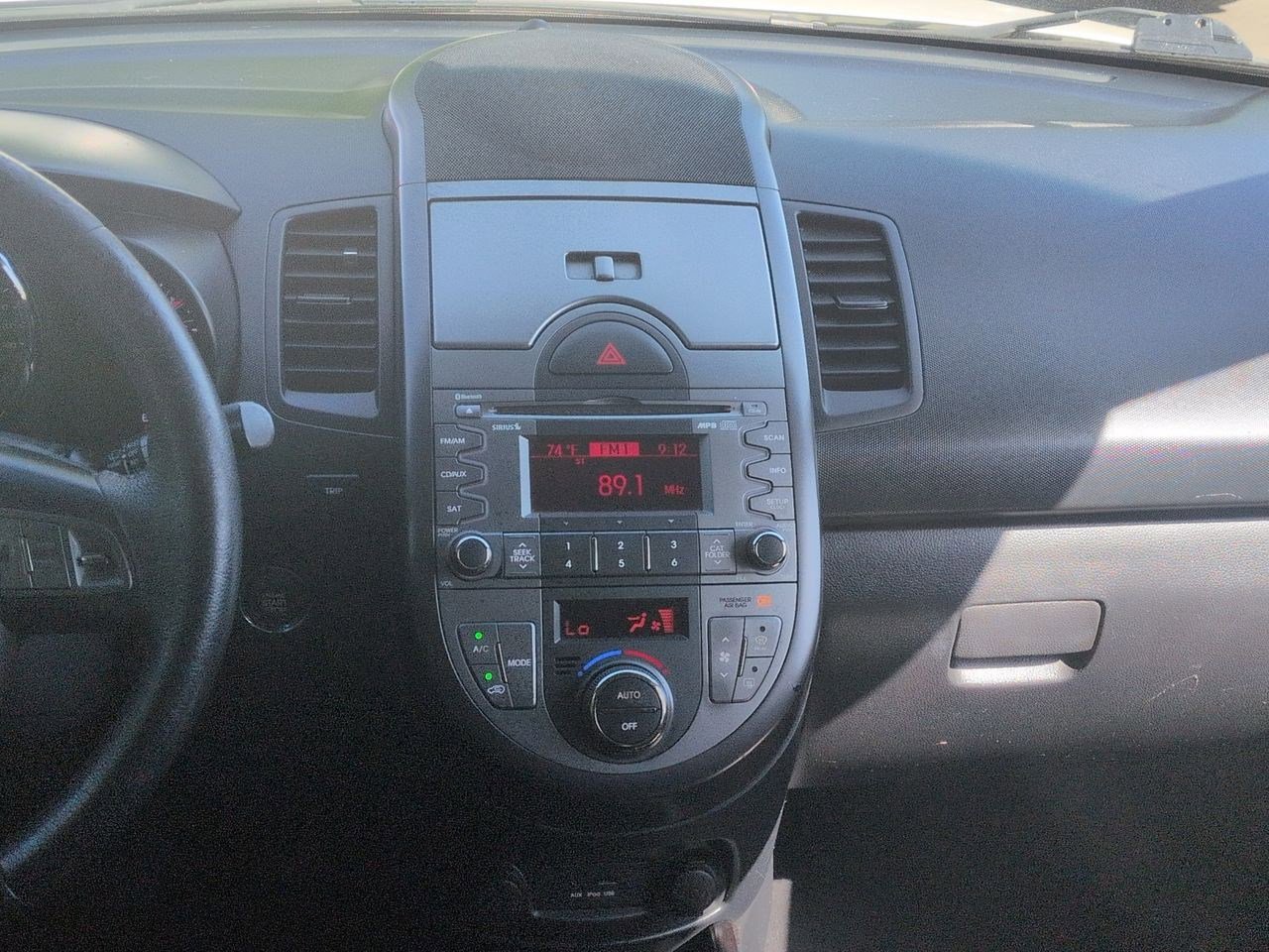 Thumbnail: 2011 Kia Soul - 28