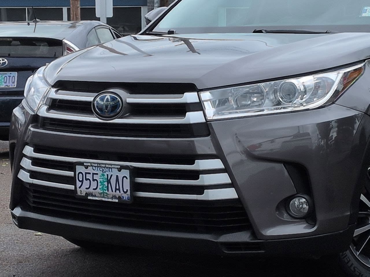 Thumbnail: 2017 Toyota Highlander - 11