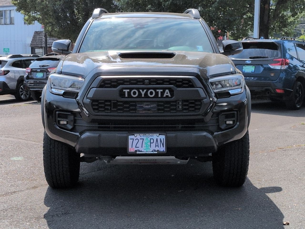 Thumbnail: 2023 Toyota Tacoma - 17