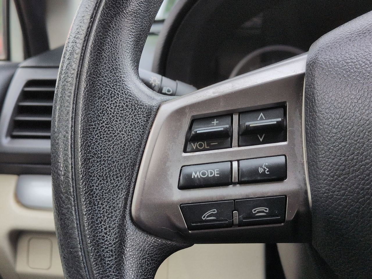Thumbnail: 2014 Subaru XV Crosstrek - 22