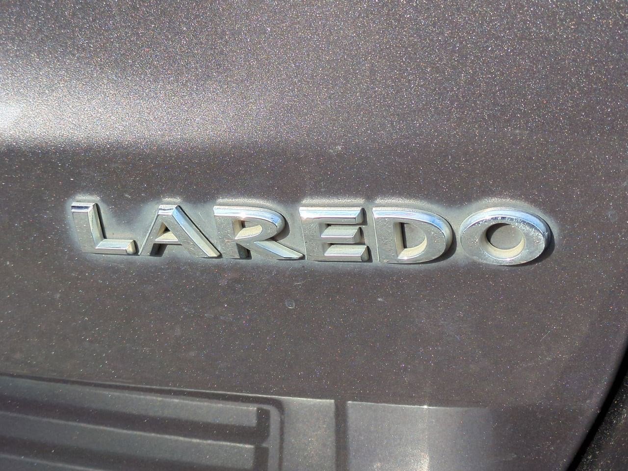 Thumbnail: 2015 Jeep Grand Cherokee - 13