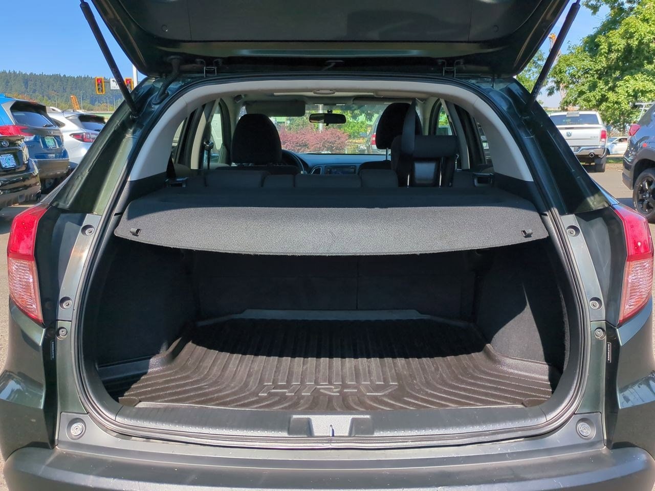 Thumbnail: 2018 Honda HR-V - 43