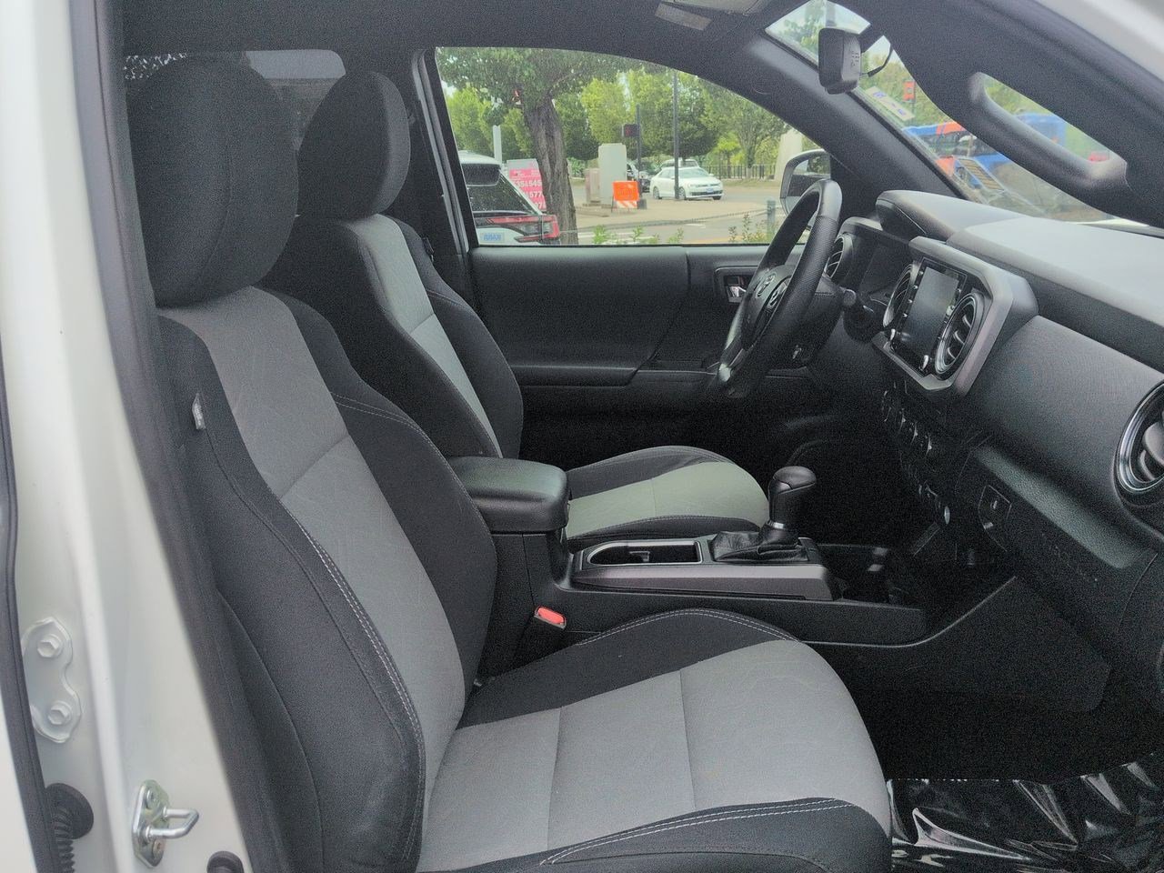 2022 Toyota Tacoma TRD Sport - Photo 21