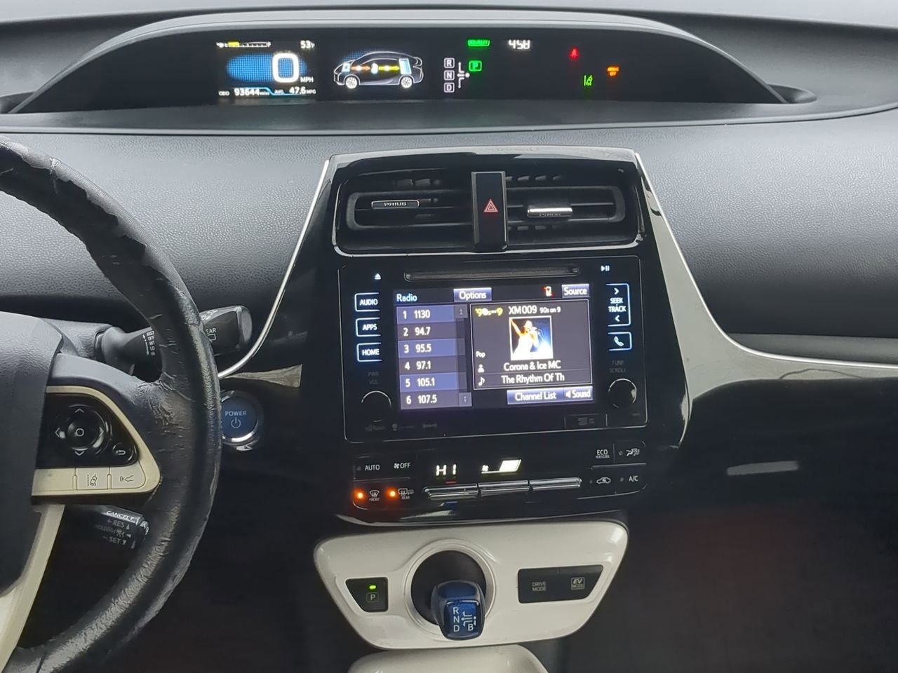 Thumbnail: 2016 Toyota Prius - 27