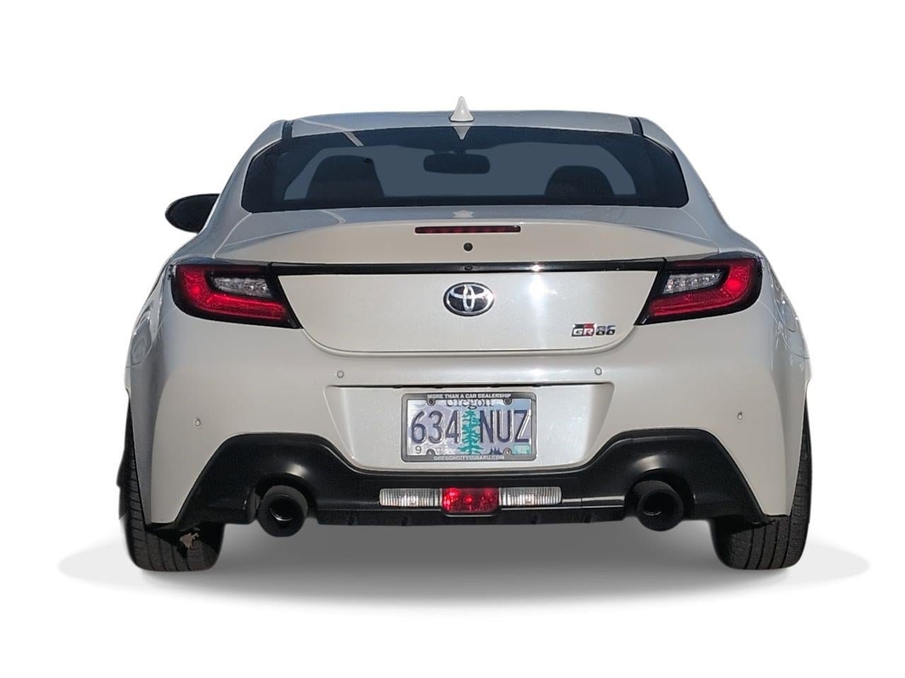 Thumbnail: 2023 Toyota GR86 - 7