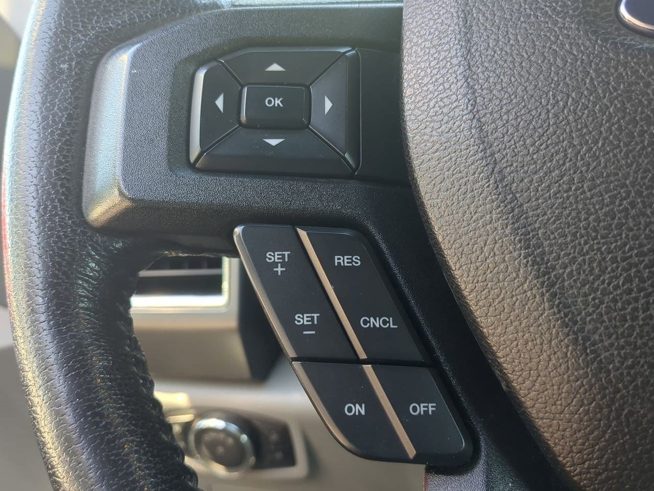 Thumbnail: 2016 Ford F-150 - 24