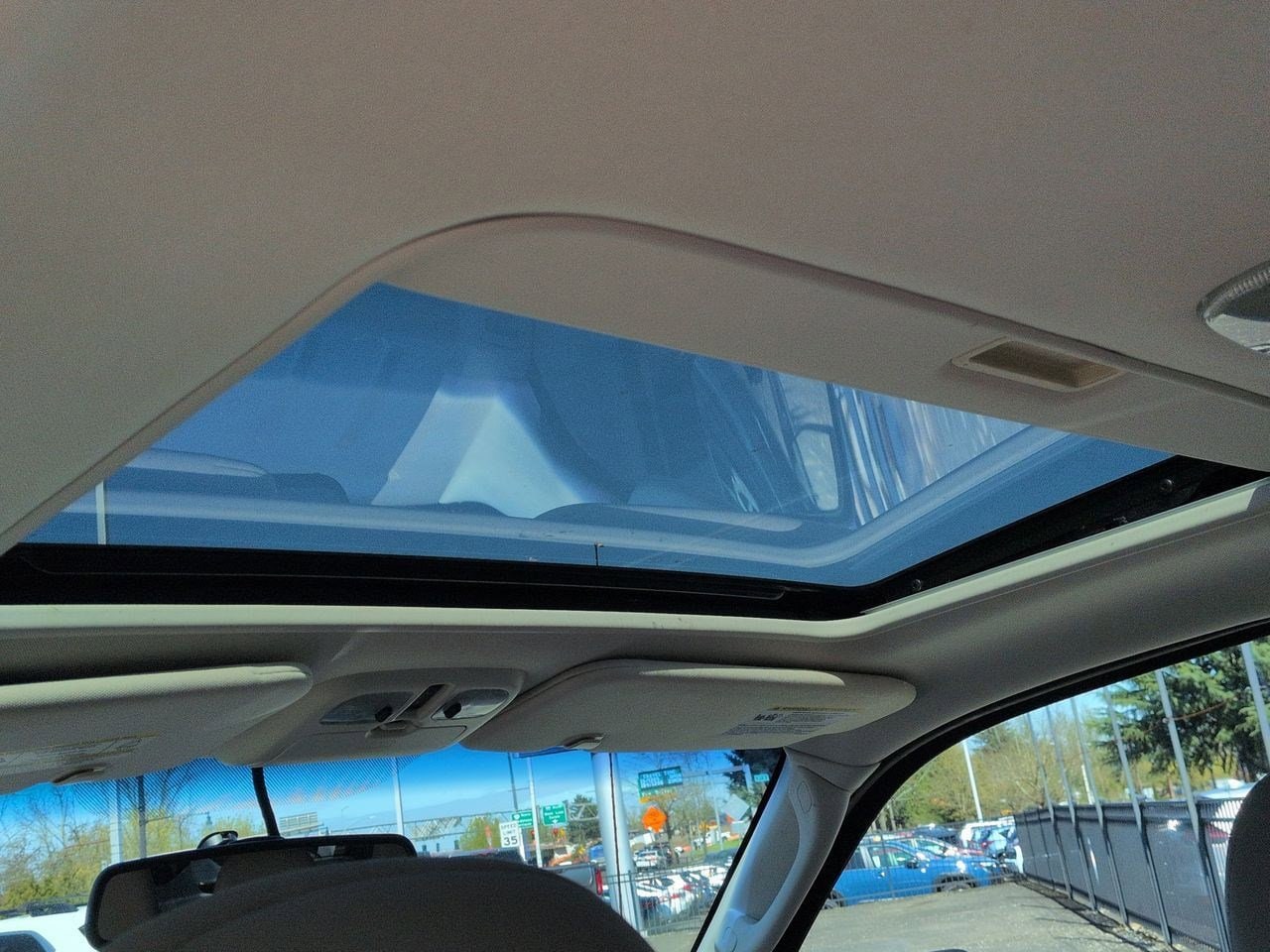 Thumbnail: 2011 Ford Escape - 20