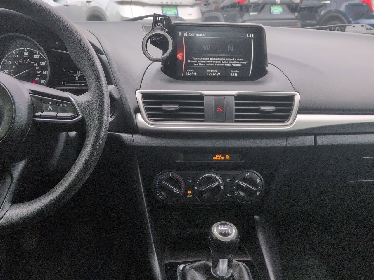 Thumbnail: 2017 Mazda Mazda3 - 27