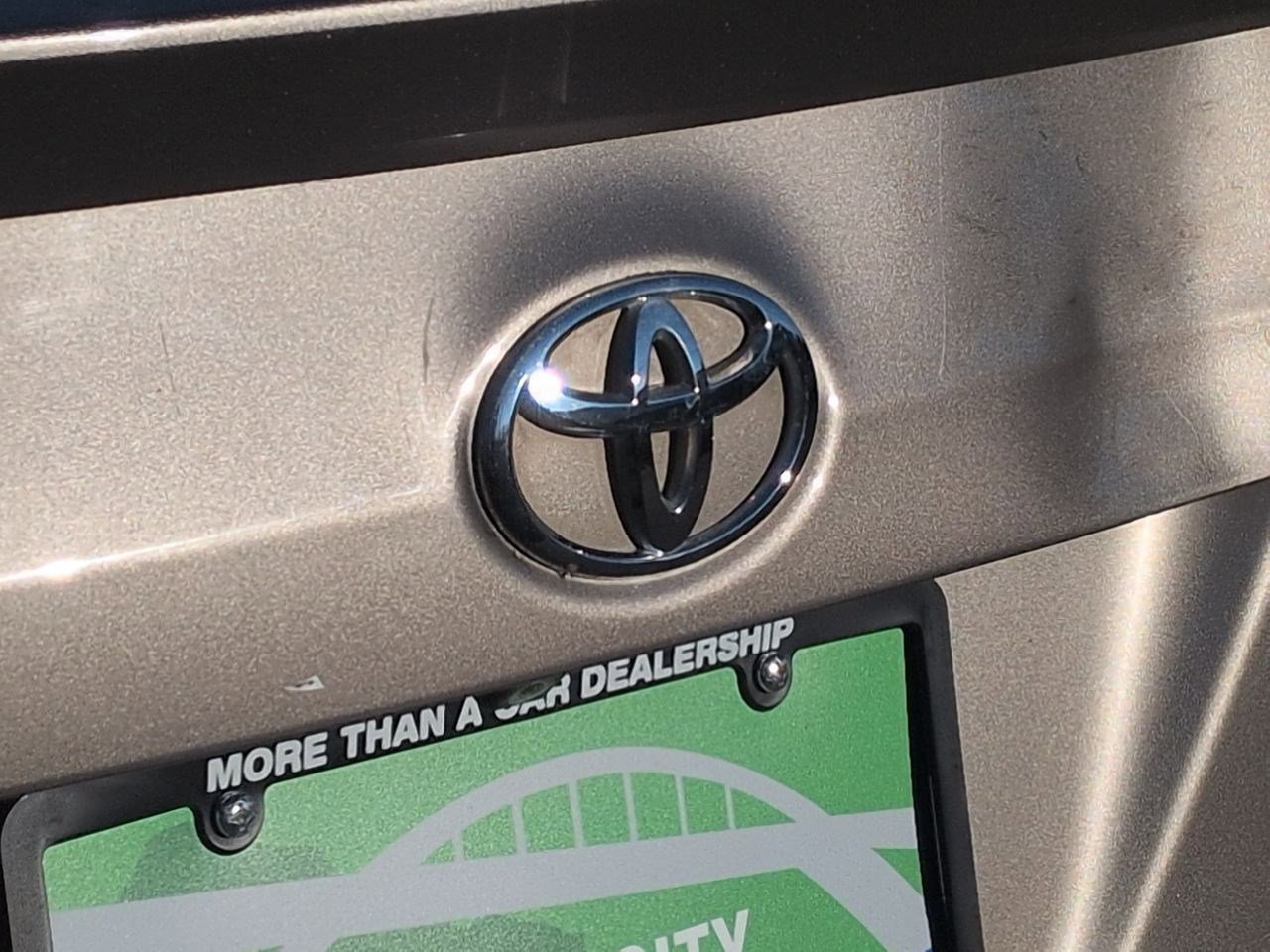 Thumbnail: 2014 Toyota Corolla - 12