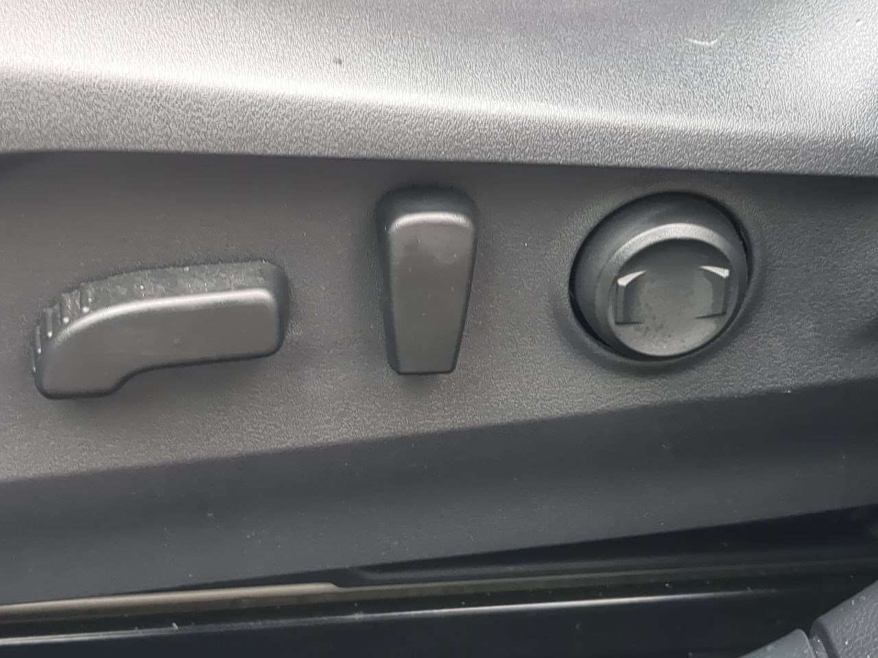 Thumbnail: 2022 Subaru Outback - 18