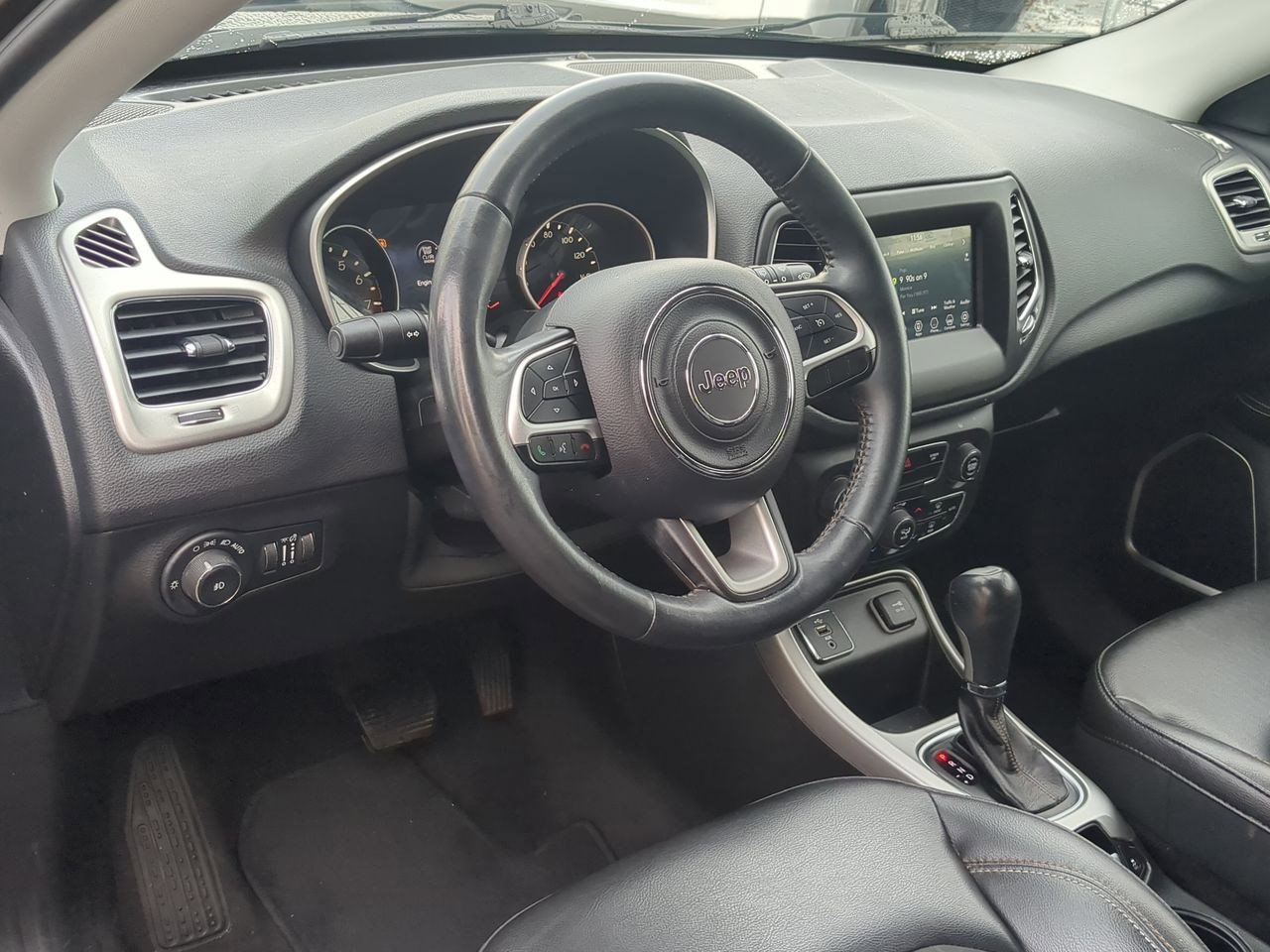 Thumbnail: 2018 Jeep Compass - 10