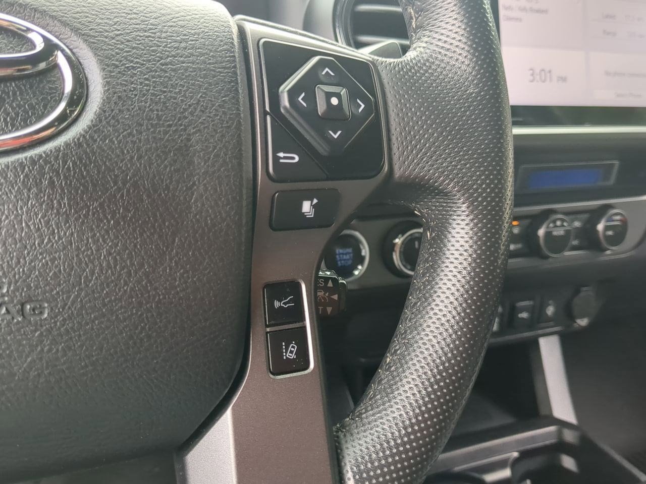 Thumbnail: 2021 Toyota Tacoma - 25