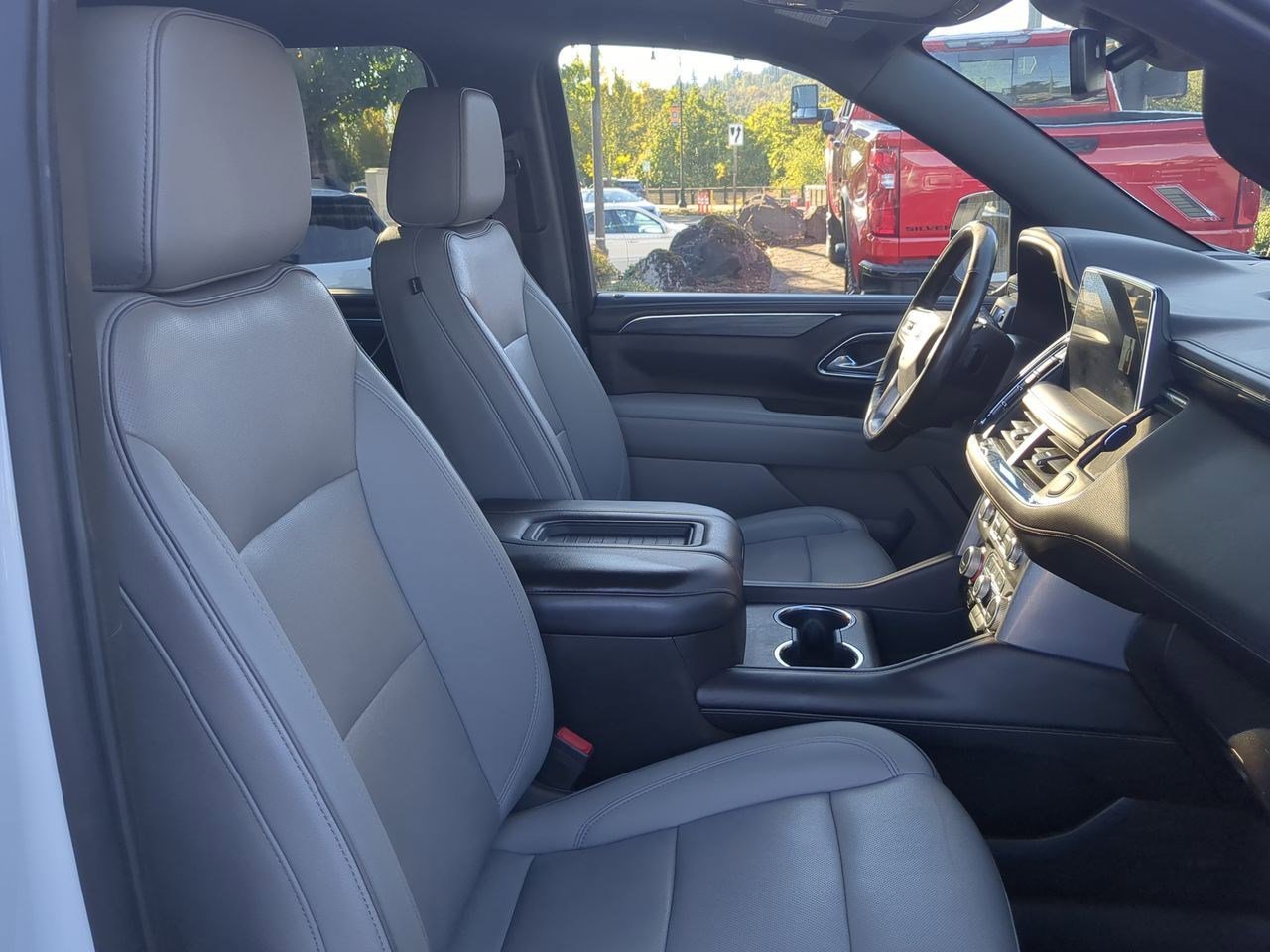 Thumbnail: 2023 GMC Yukon XL - 22