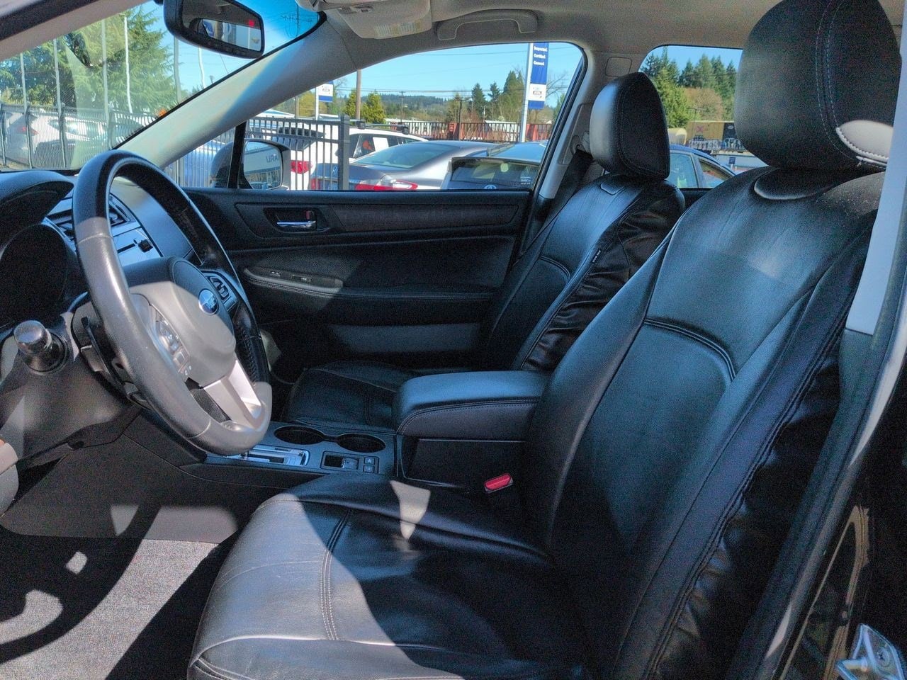 Thumbnail: 2015 Subaru Outback - 17