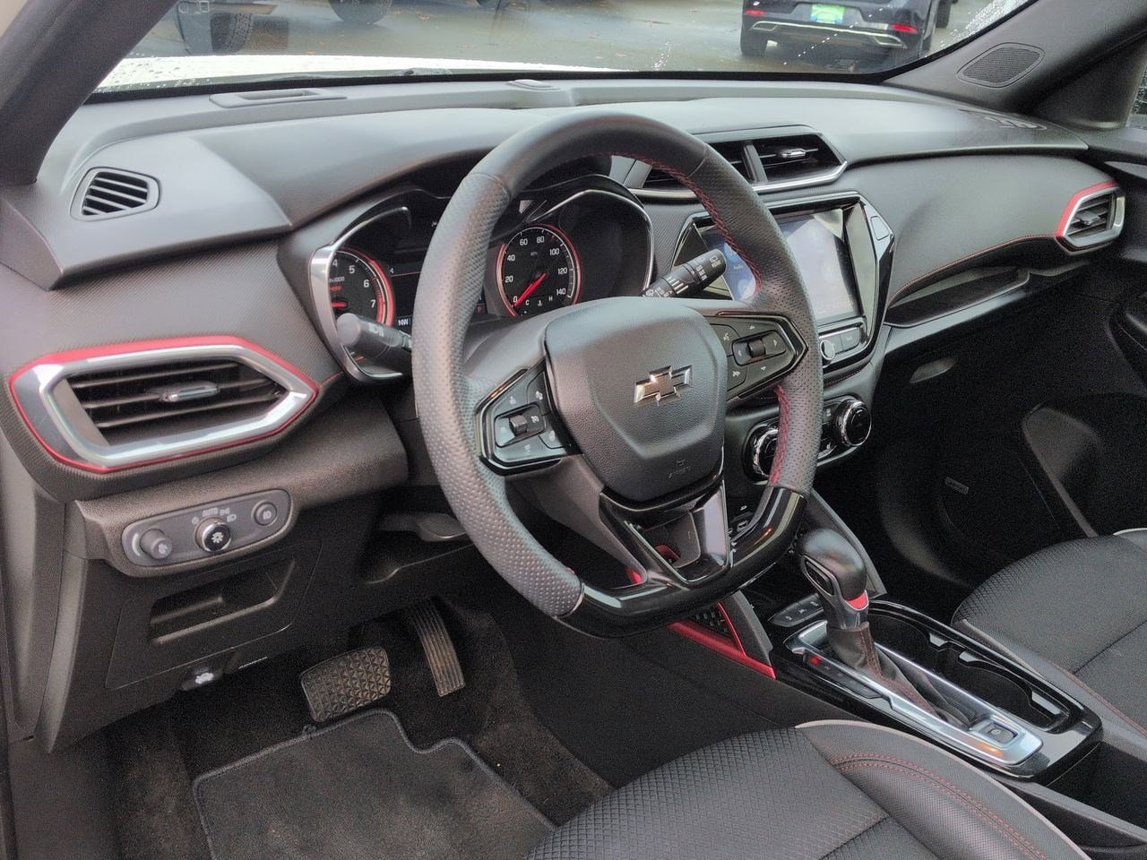 Thumbnail: 2023 Chevrolet TrailBlazer - 10