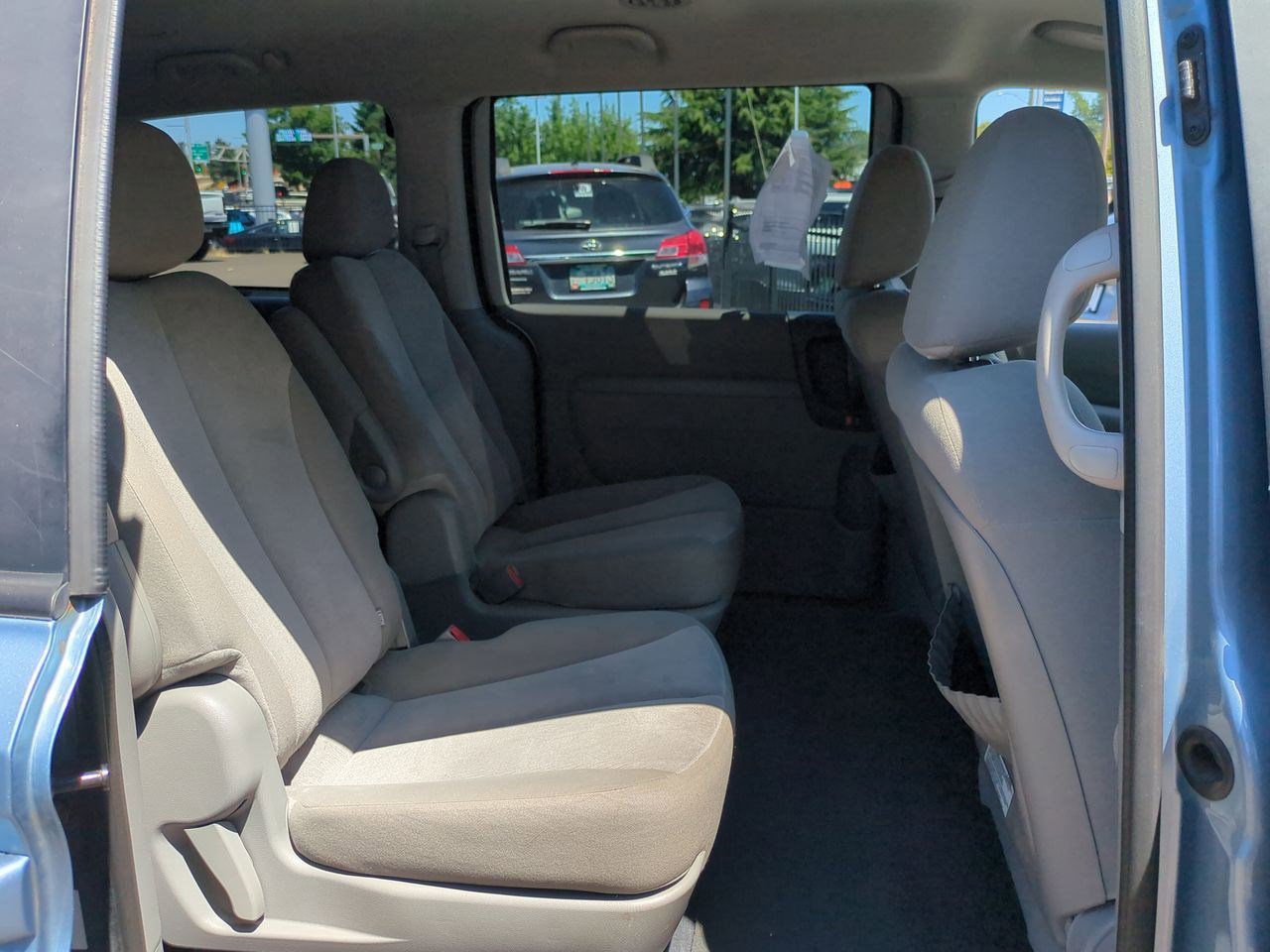 Thumbnail: 2011 Kia Sedona - 20