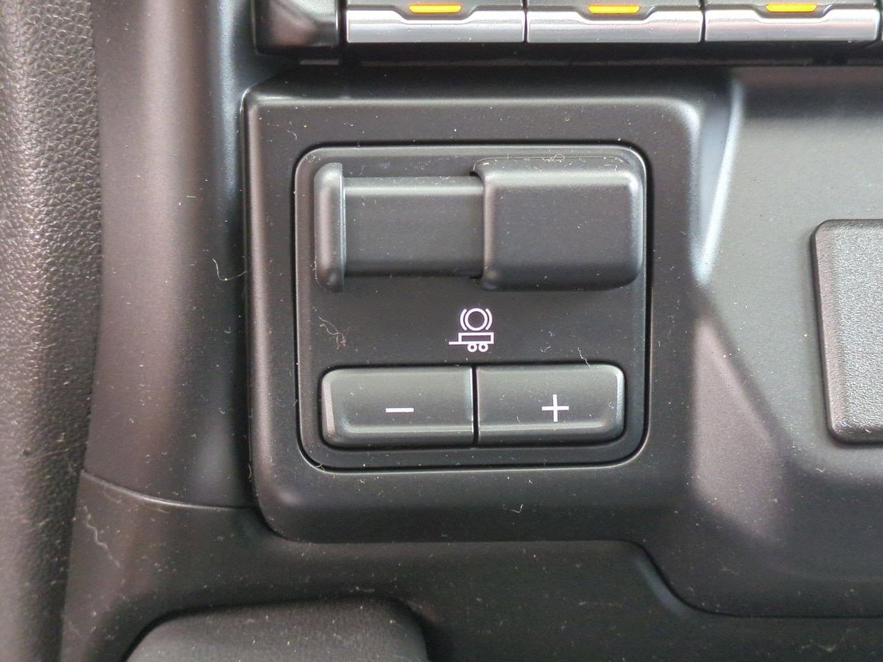 Thumbnail: 2020 Chevrolet Silverado 1500 - 46