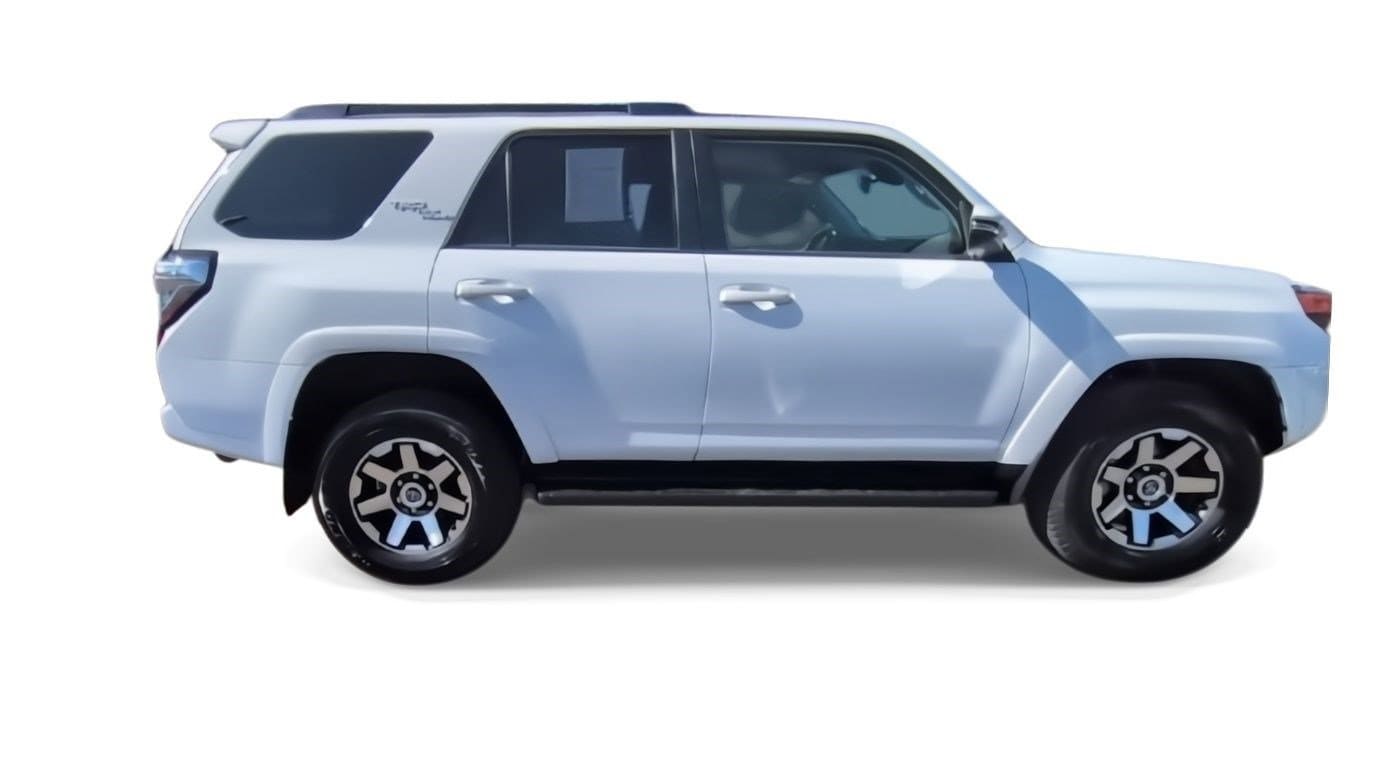 Thumbnail: 2024 Toyota 4Runner - 9