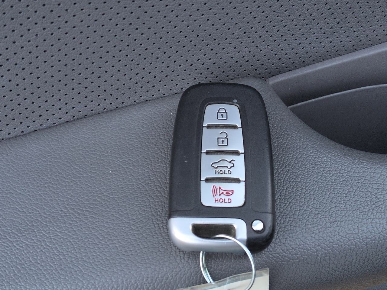 Thumbnail: 2015 Hyundai Sonata - 37