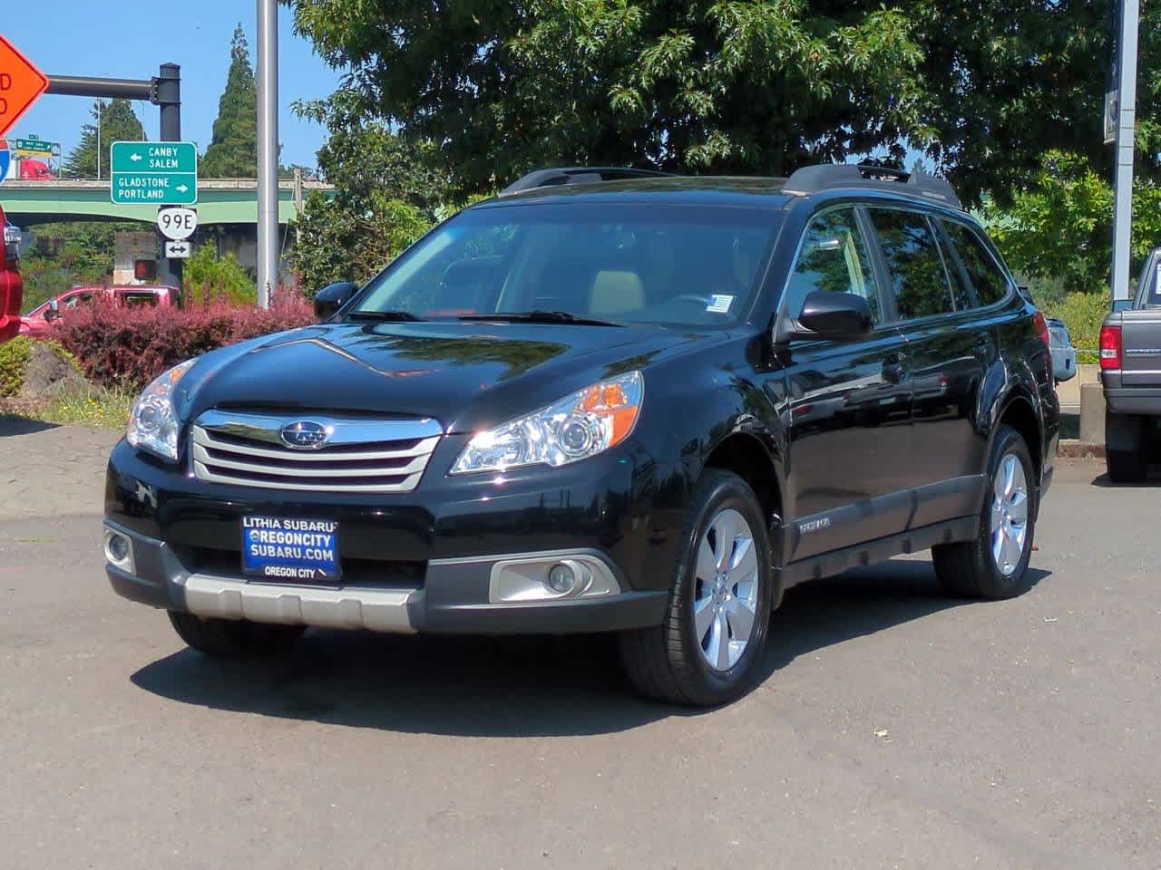 2012 Subaru Outback 2.5i Limited 4