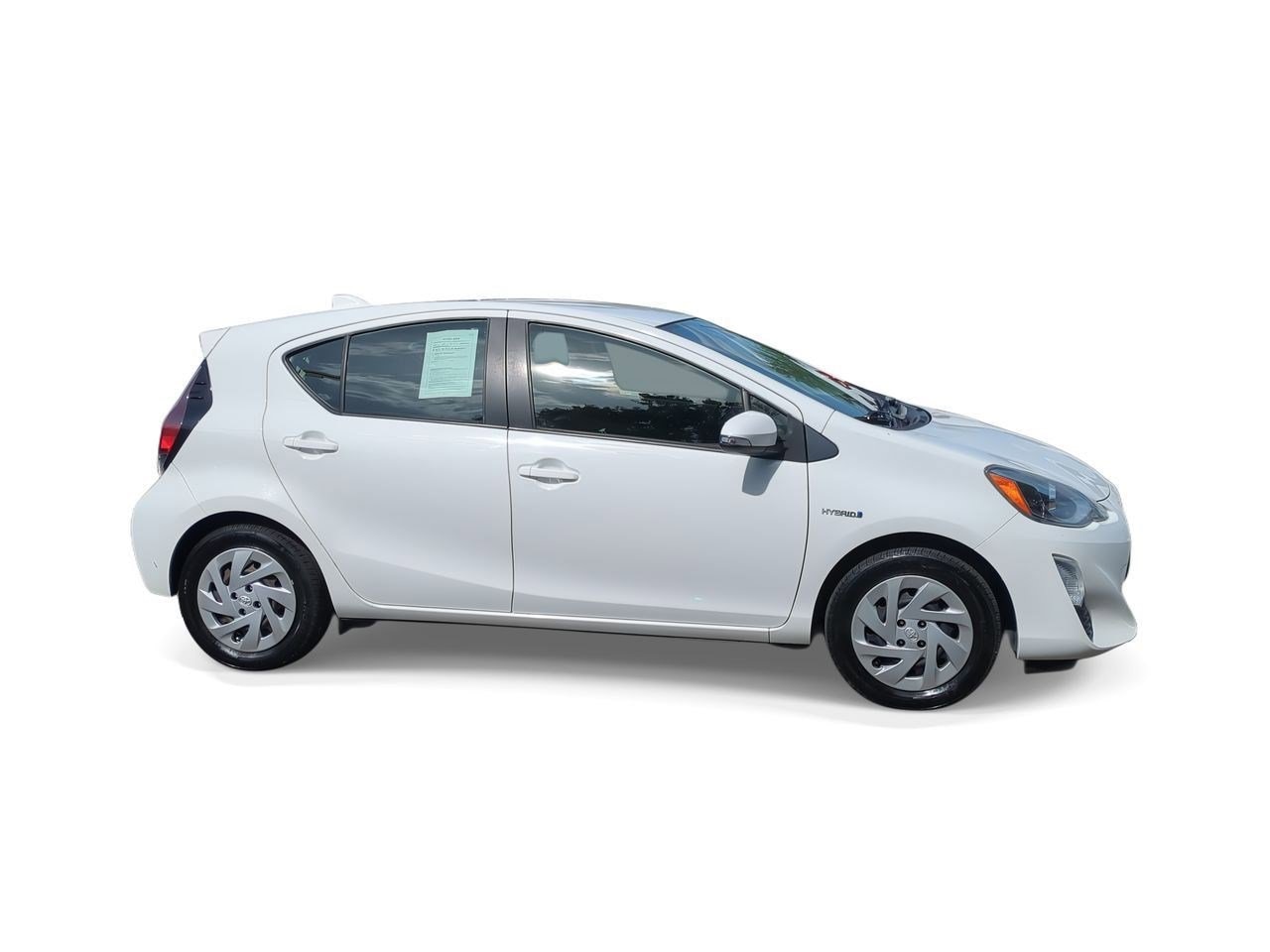 Thumbnail: 2016 Toyota Prius c - 9