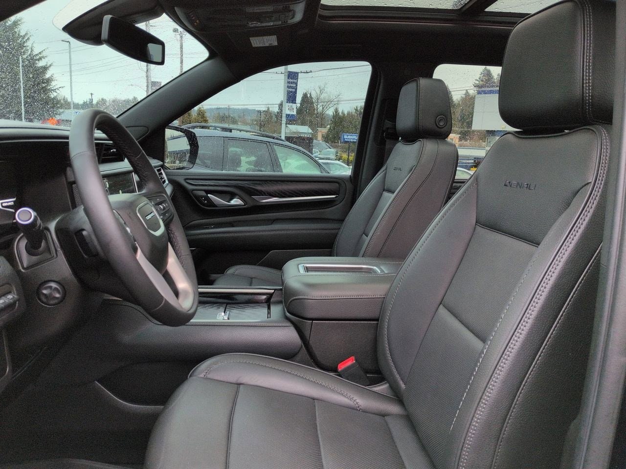 Thumbnail: 2022 GMC Yukon - 17